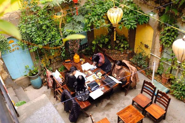 Cà phê Hạ Phố quán cà phê hoài cổ ở Hà Nội
