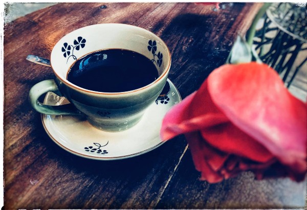 Hạ Phố Cafe - Quán cà phê hoài cổ trong căn biệt thự 100 năm tuổi